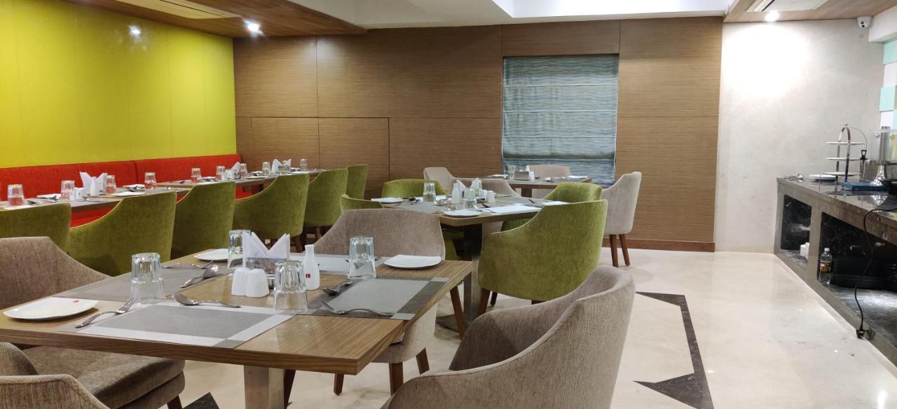 Elora Lords Eco , 3* Lucknow
